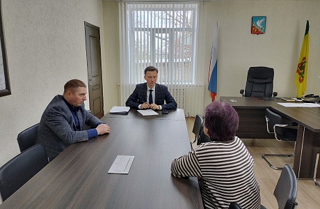 Дмитрий Сагайдачный провел личный прием граждан в Пачелмском районе